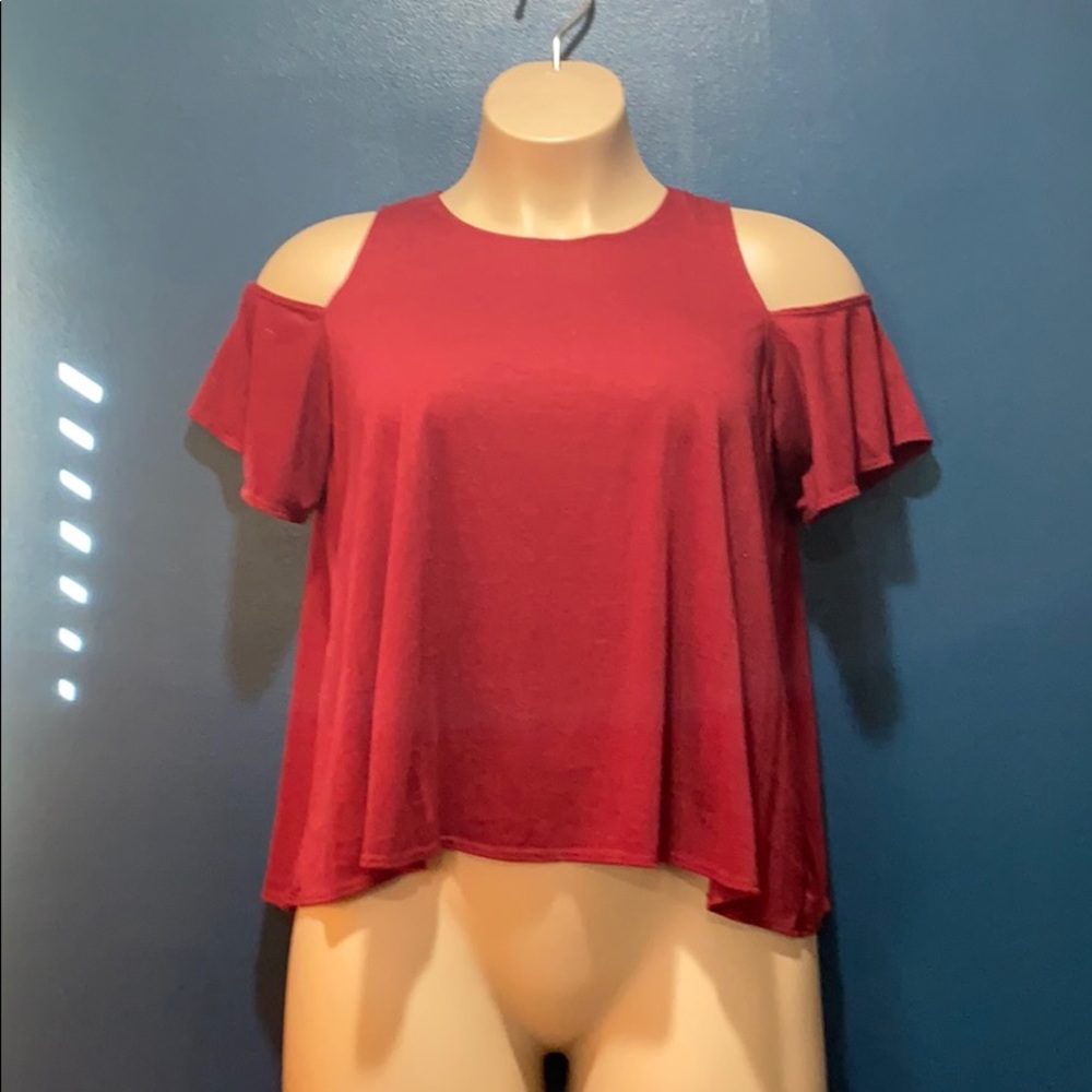 Crimson cold shoulder tshirt